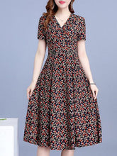 Load image into Gallery viewer, V Neck  Floral Printed Maxi Dress