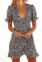 Load image into Gallery viewer, Deep V Neck Floral Printed Short Sleeve Bodycon Dresses