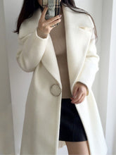 Load image into Gallery viewer, Lapel Single Button Plain Pocket Woolen Coat