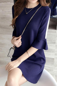 Round Neck  Color Block Striped  Bell Sleeve Shift Dresses