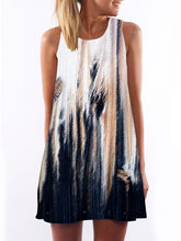 Load image into Gallery viewer, Round Neck  Printed Shift Dress