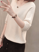 Load image into Gallery viewer, Round Neck  Cutout  Patchwork Plain Pullover