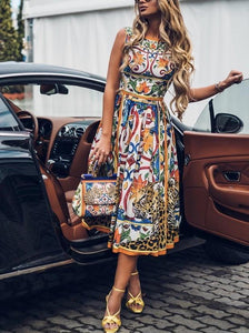 Round-Necked Sleeveless Vintage Floral Print Maxi Casual Dress