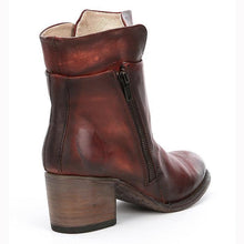 Load image into Gallery viewer, Fashion Leather Durable Women&#39;s Boots