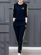 Load image into Gallery viewer, Round Neck  Contrast Trim Sweatshirt Suit