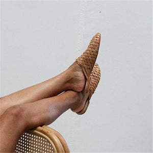 Fashion Vintage   Woven Flat Slippers