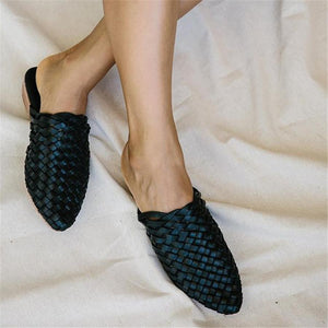 Fashion Vintage   Woven Flat Slippers