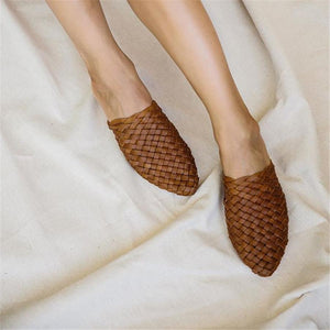 Fashion Vintage   Woven Flat Slippers