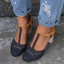 Load image into Gallery viewer, Casual Round Toed Plain Hollow Buckle Coarse Heel Sandal