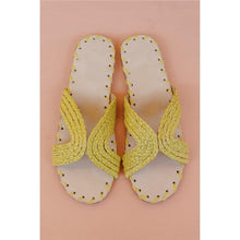 Load image into Gallery viewer, Fashion Versatile Woven Flat Slippers Sandals