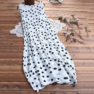 A Casual Round Collar Dot Print Dress