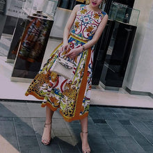 Load image into Gallery viewer, Round-Necked Sleeveless Vintage Floral Print Maxi Casual Dress