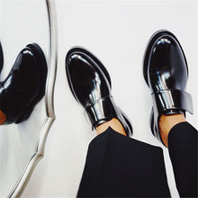 Load image into Gallery viewer, Women&#39;s Fashion Casual Mirror Reflective Shallow Mouth Flat Shoes