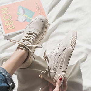 Contracted Style Lace-Up Pure Color Flat Sneakers