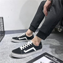 Load image into Gallery viewer, Men&#39;s Fashion Color Matching Breathable Canvas Flats