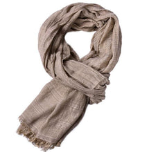 Load image into Gallery viewer, Autumn and winter solid color tassel yarn-dyed men&#39;s scarf