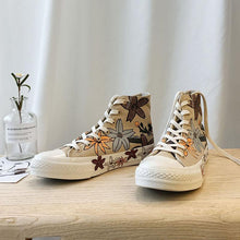 Load image into Gallery viewer, Brief Floral Printed Flat High Tube Sneakers