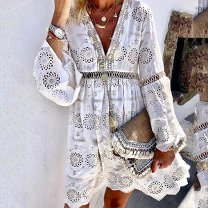 Fashion V Neck Hollow Out Floral Pattern Long Sleeve Lace Dress