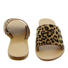 Load image into Gallery viewer, Fashion Round Head Leopard Flat Slippers